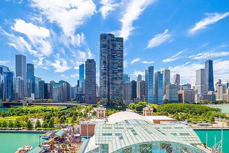 Downtown chicago skyline cityscape in Illinois, USA